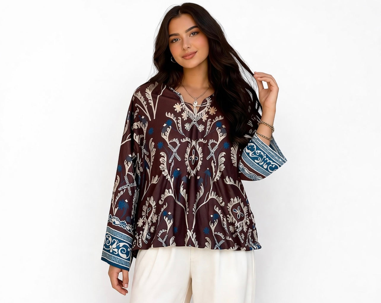 Comfort Fit Blouse – Relaxed Elegant Style