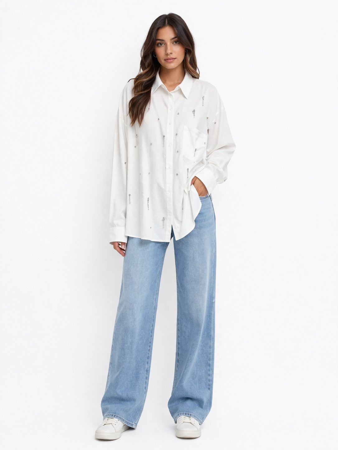 White Relaxed Shirt – Minimal Elegant Style