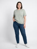 Basic Oversized T-Shirt – Casual Everyday Style