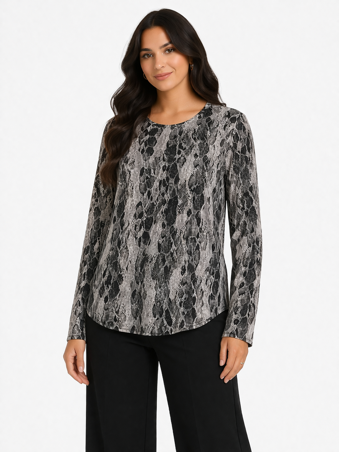 Snake Print Blouse – Elegant Fit